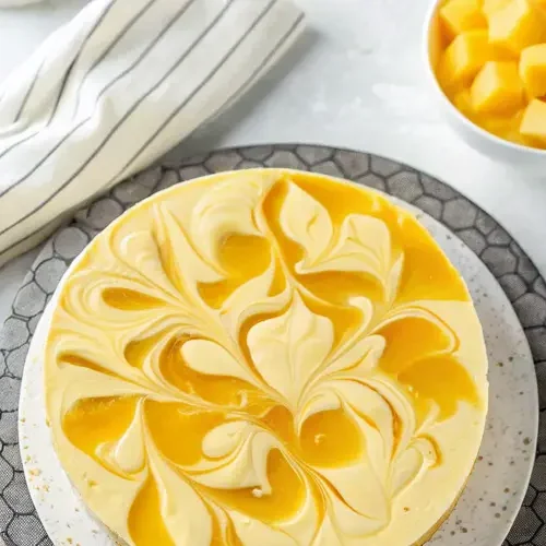 Delicious No-Bake Mango Cheesecake Recipe for Summer